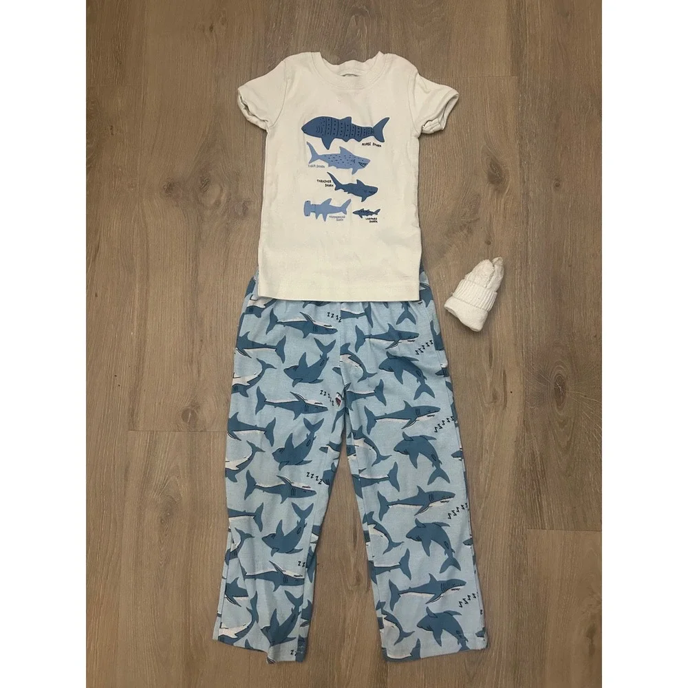 Old Navy Boys Shark Pajama Set Size 4T Snug Fit Short Sleeve Cotton